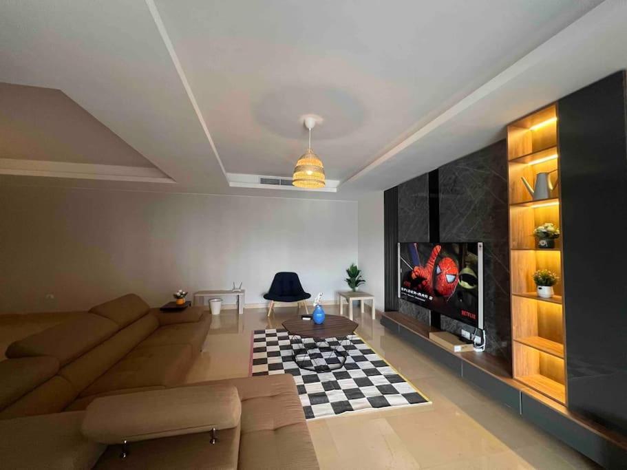 Festival Living Apartment