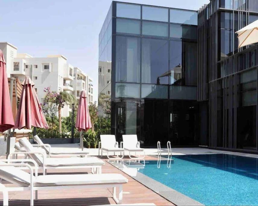 Festival Living * Cairo