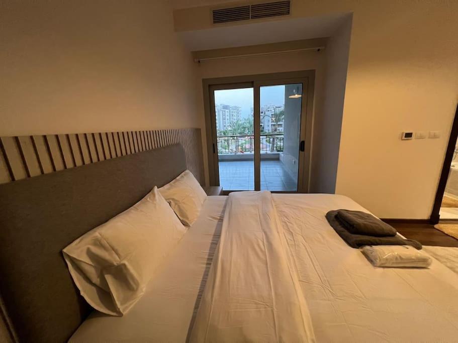 Festival Living Apartment